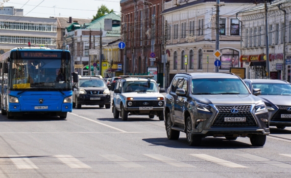 Китайские авто избегают пошлинных сборов, что привело к четырехкратному увеличению экспорта гибридных автомобилей в ЕС