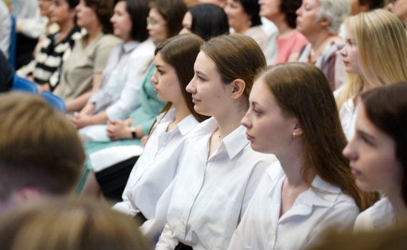 Инициатива СПЧ по совершенствованию ЕГЭ призвана устранить массовость высших результатов и дифференцировать абитуриентов Инициатива СПЧ по совершенствованию ЕГЭ призвана устранить массовость высших результатов и дифференцировать абитуриентов